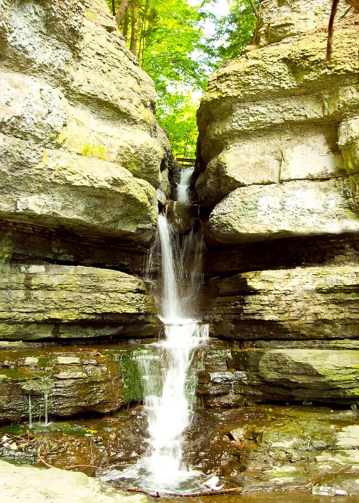 Chutes Princess Louise Falls
