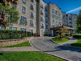 Alta Vista Manor